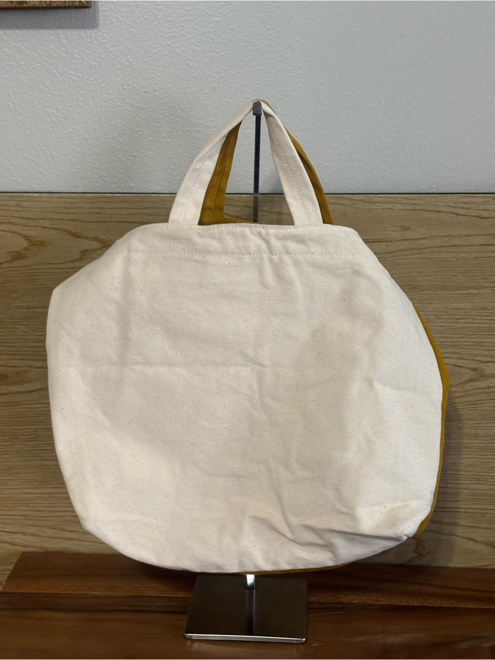 Baggu Two Tone Cotton Horizontal Duck Bag Tote
Shoulder Bag Deadstock Earth
Day - Picture 3 of 9